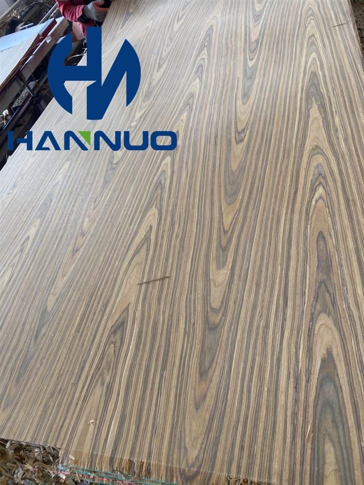 EV Teak Straight Pattern Flower Plywood